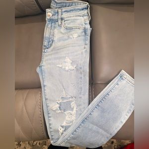 American Eagle Outfitters Super Hi-Rise Distressed Jeggings
